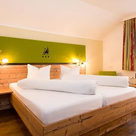 Zum Schwanen 3* Pflach