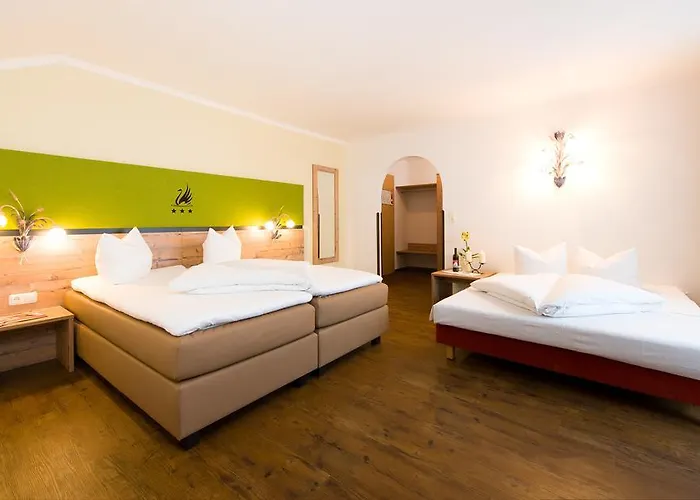 Zum Schwanen 3* Pflach