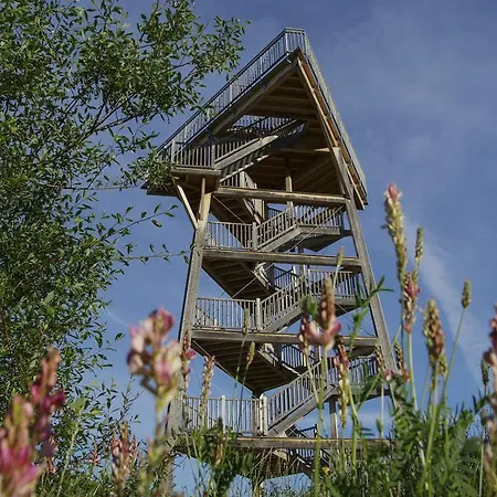 祖姆斯彻万恩酒店 酒店