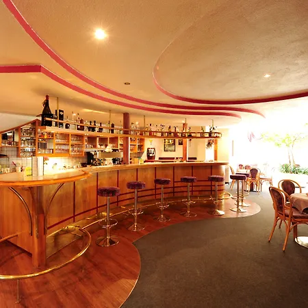 祖姆斯彻万恩酒店 3*