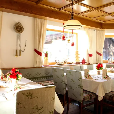 祖姆斯彻万恩酒店 3* Pflach