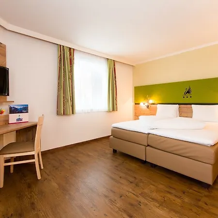 Szálloda Zum Schwanen 3*