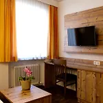 Zum Schwanen 3*