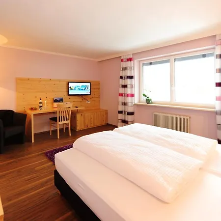 Zum Schwanen 3*